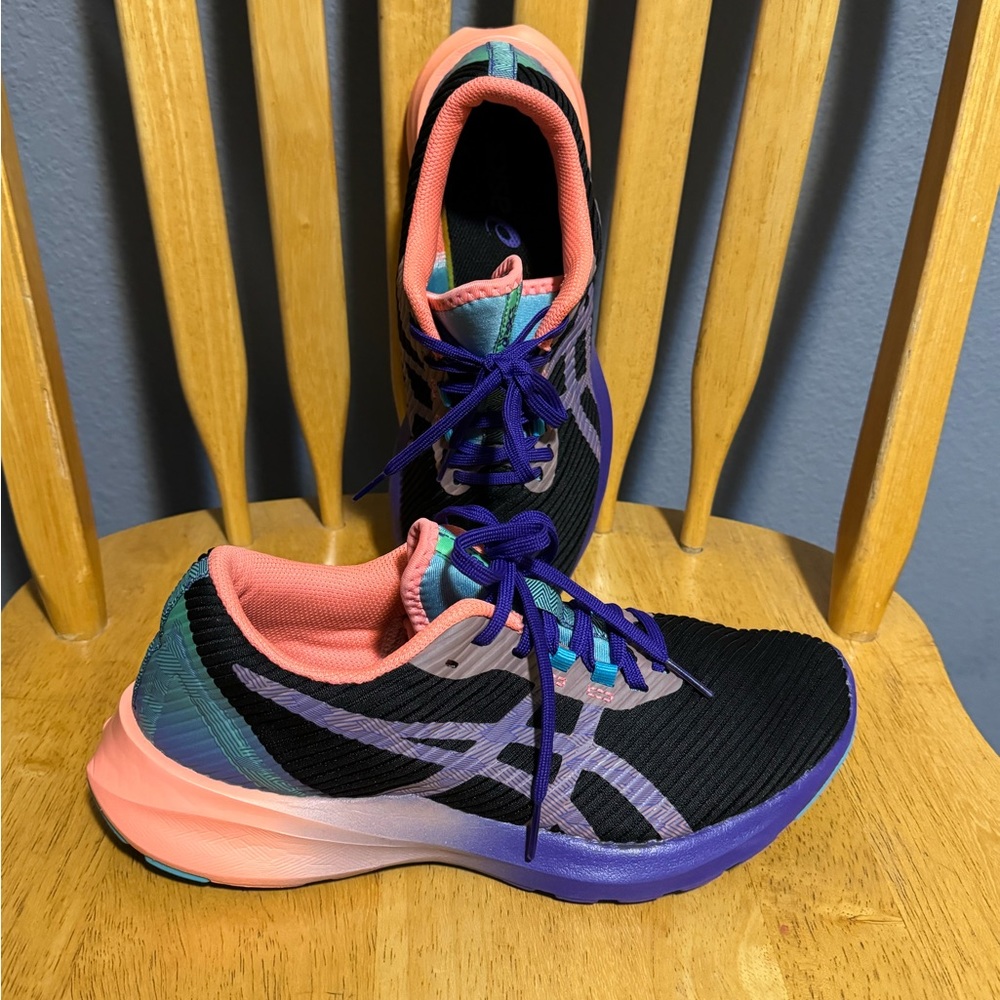 ASICS tennis
